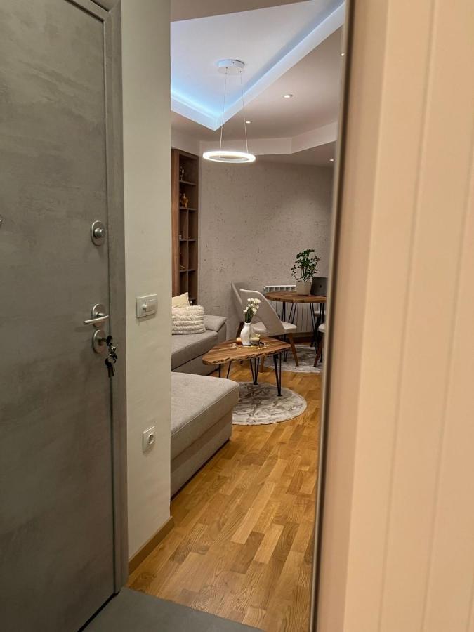 Maria'S Elite Luxury Apartment Skopje Ngoại thất bức ảnh